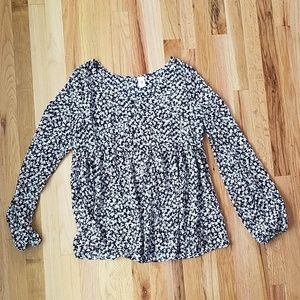 NWOT Floral button blouse
